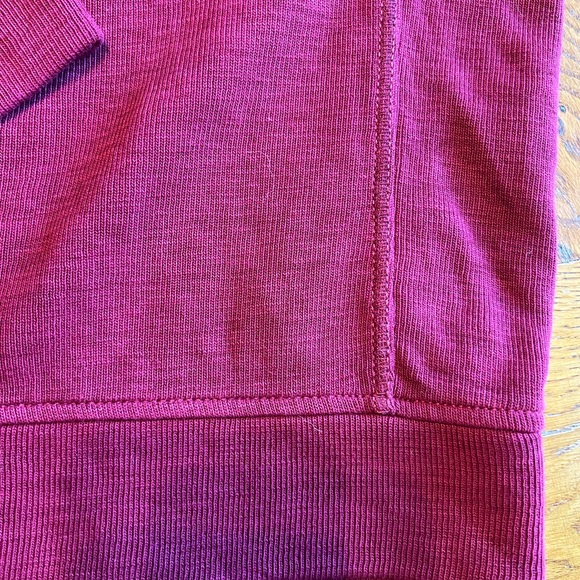 NWOT Tommy Bahama men’s M red/maroon textured 1/4 zip, Smokefree home - Picture 9 of 13